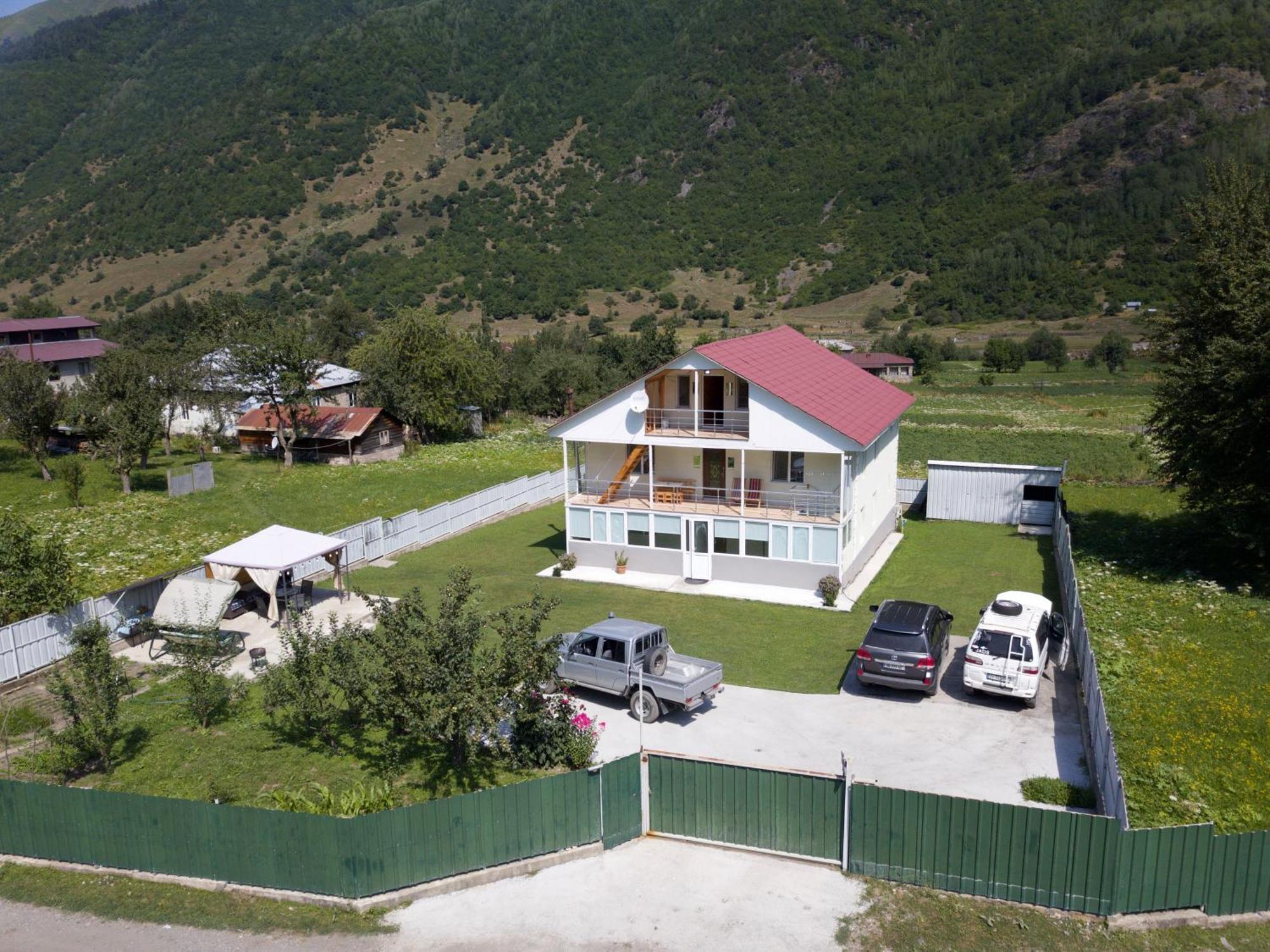 Guest House Gogia Zhabeshi Eksteriør billede