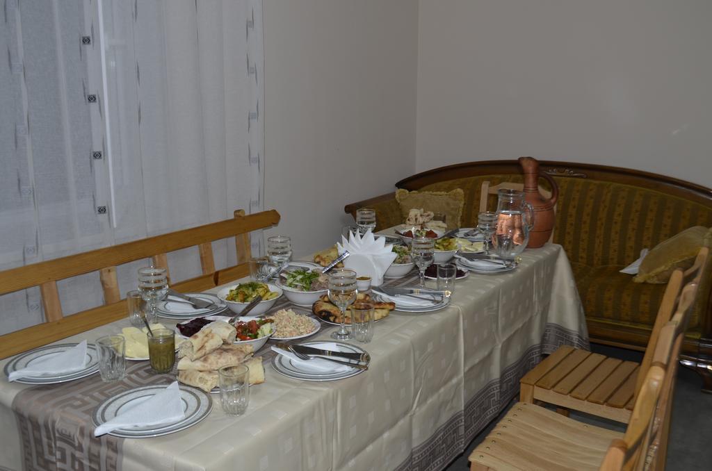 Guest House Gogia Zhabeshi Eksteriør billede