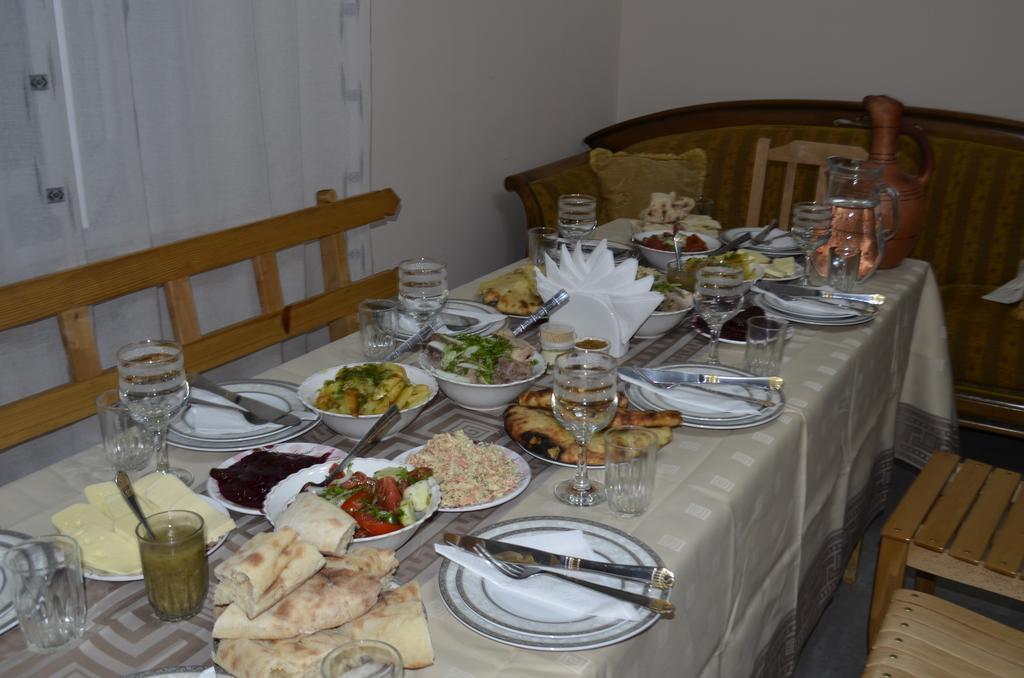 Guest House Gogia Zhabeshi Eksteriør billede